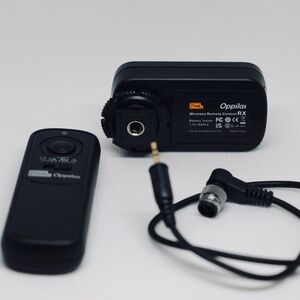 Oppilas Wireless Remote with Collateral Packaging